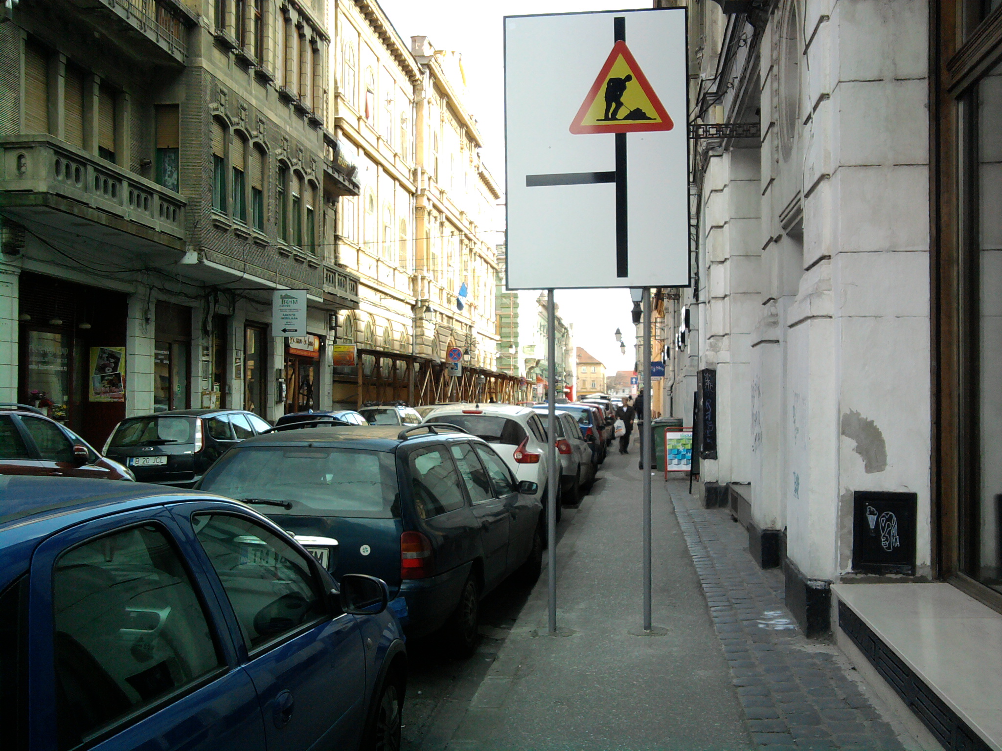 indicator pe trotuar
