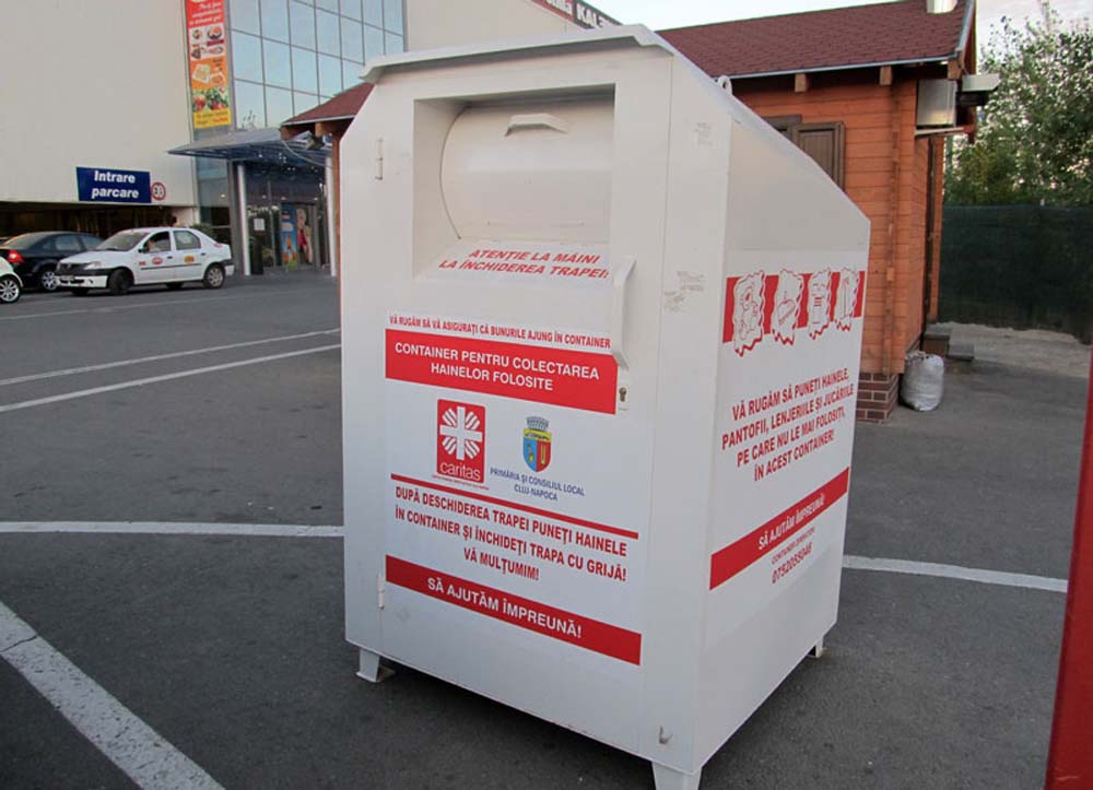 flow Expect Exist Containere pentru donatii in haine si incaltaminte pentru saraci, pe  strazile Timisoarei