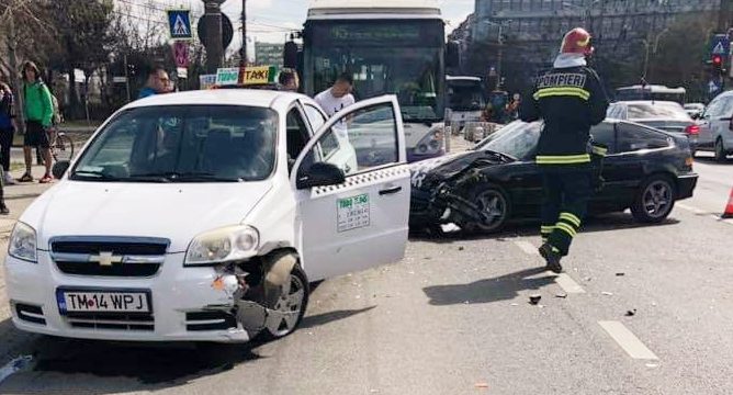 Accident rutier pe strada Arieș din Timișoara
