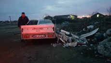 Un bărbat și-a abandonat resturile de construcție pe spațiul public, în Dumbrăvița
