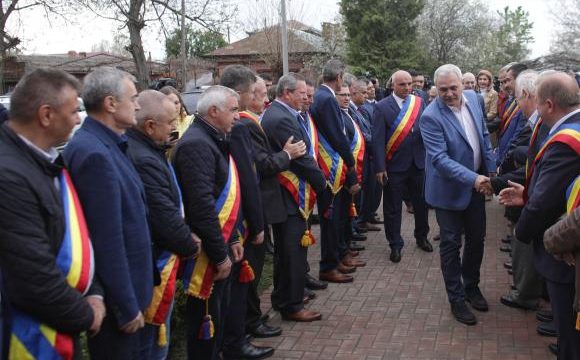 PSD vrea să dea primarilor mandate de cinci ani Inquam Photos / Octav Ganea
