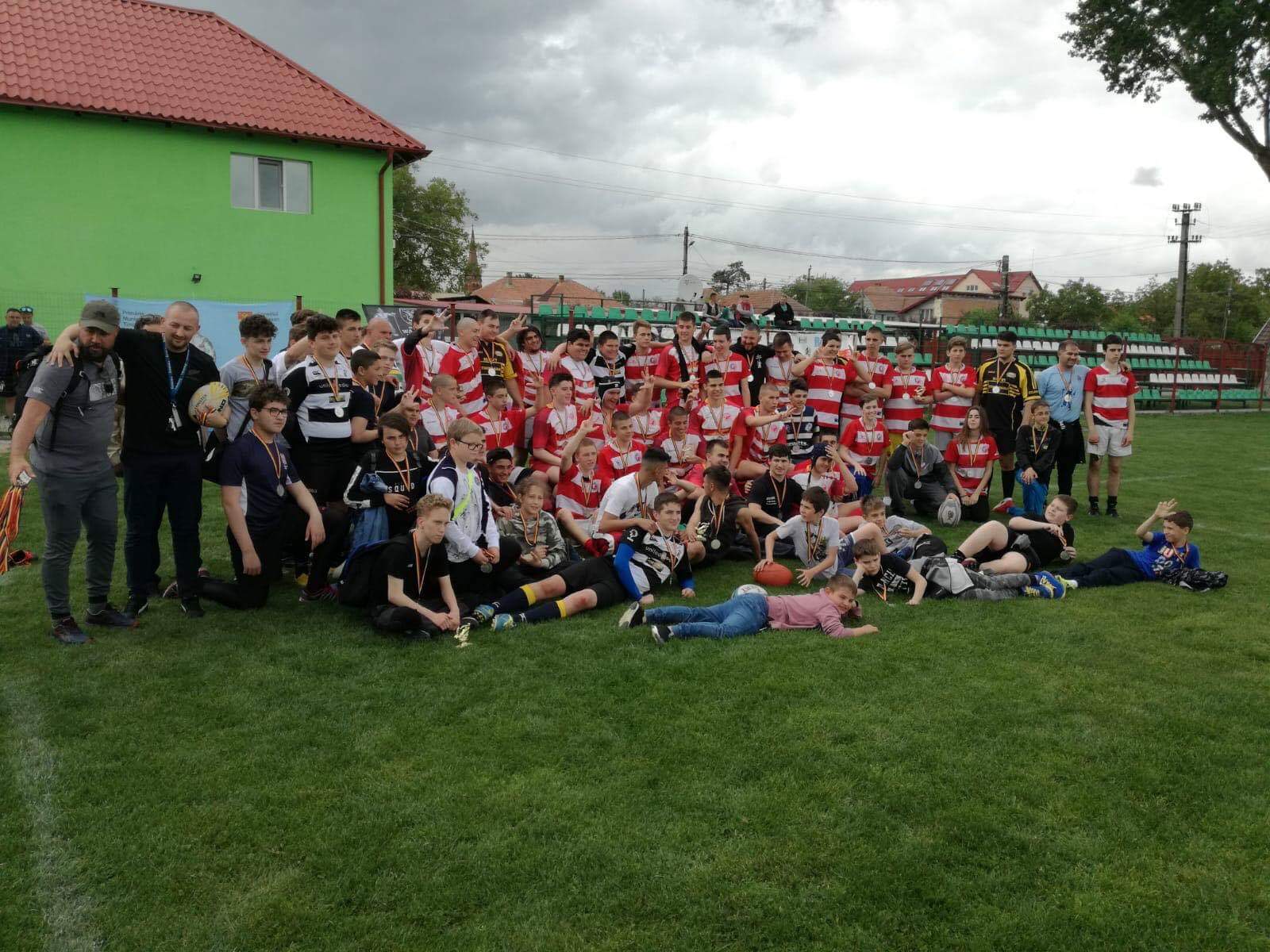 Rugby pentru juniori la Dumbrăvița